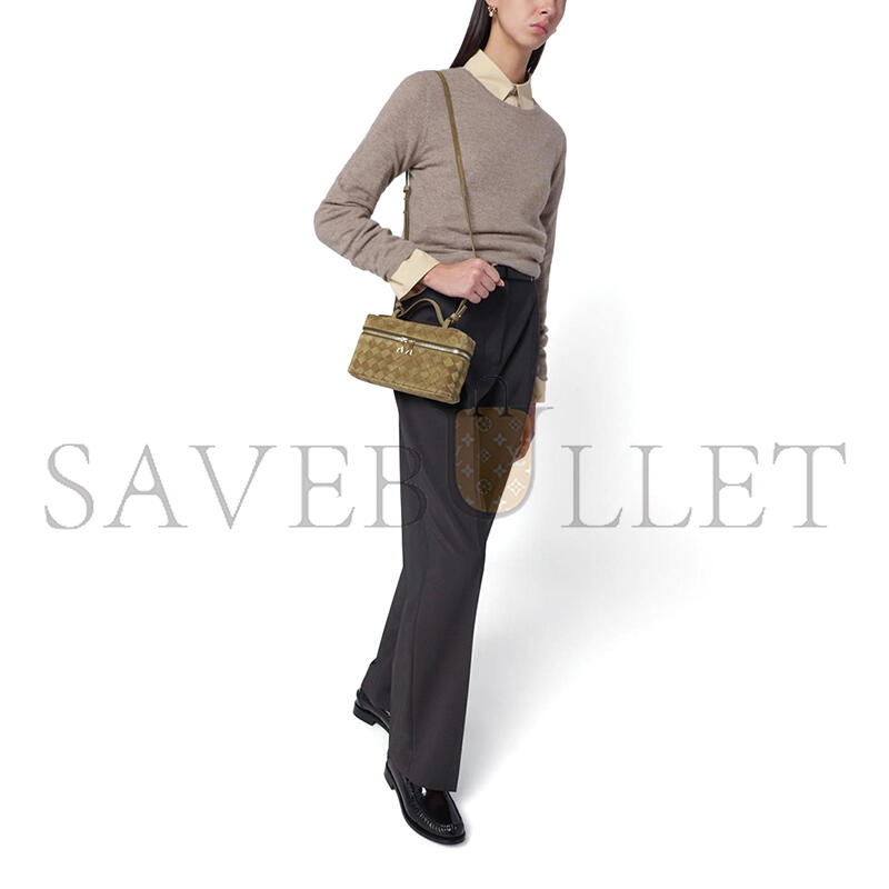 BOTTEGA VENETA GREEN BANG BANG VANITY CASE MUD SUEDE BAG 789109 (22*12.5*5cm)